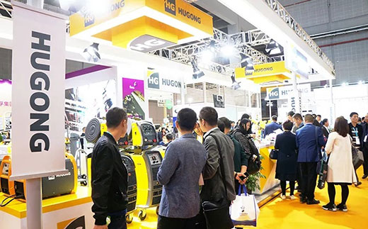 第二届进博会米乐m6易游意大利CEA展位数字化焊机很受欢迎 第二届进博会米乐m6易游意大利CEA展位数字化焊机很受欢迎
